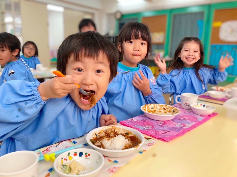 給食1